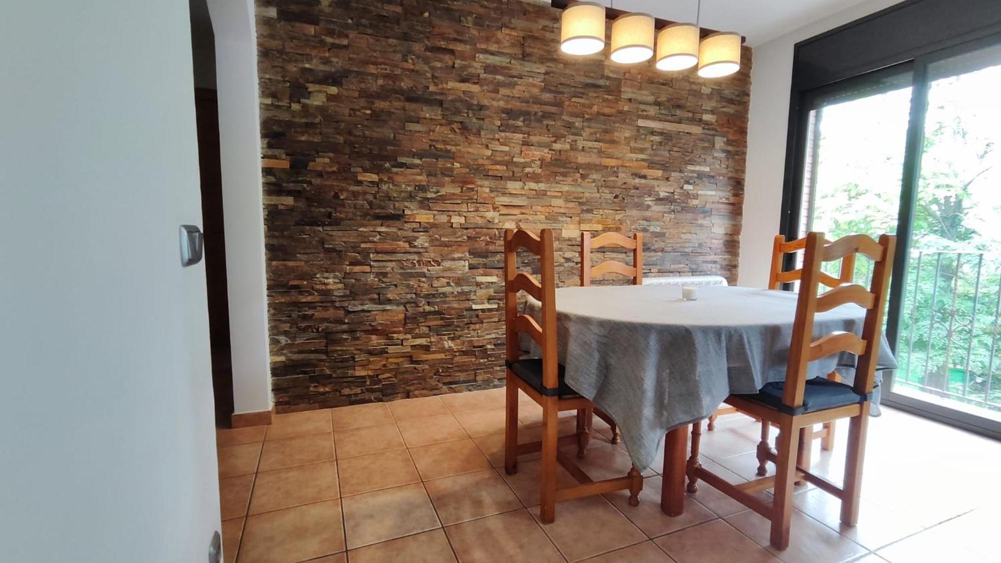 Piso Rural Sol Bergueda Apartment Avia Bagian luar foto