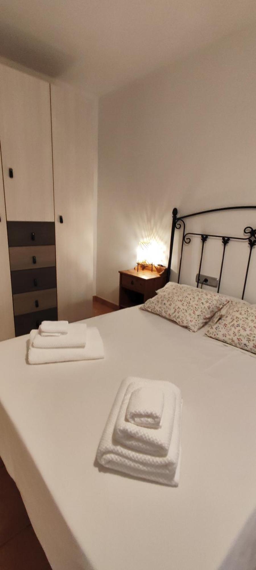 Piso Rural Sol Bergueda Apartment Avia Bagian luar foto